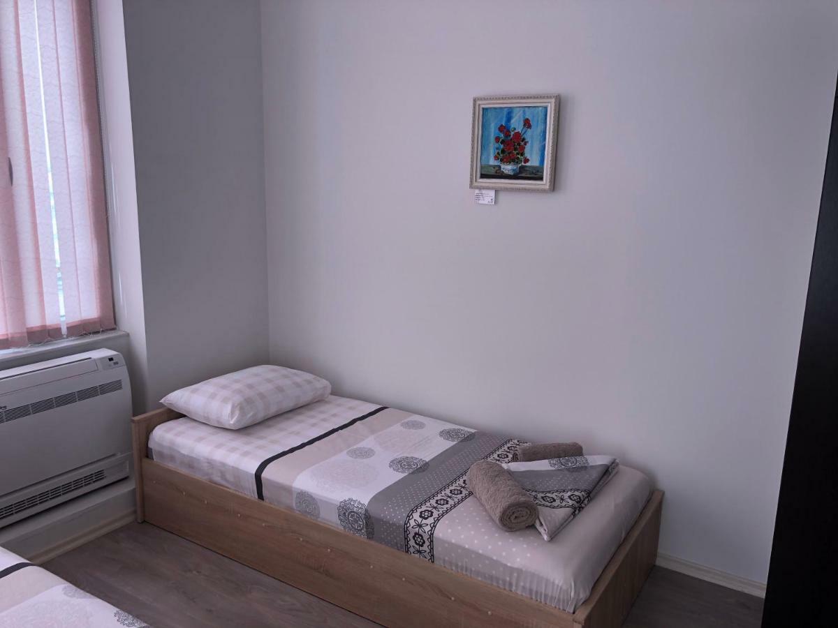 Guest Rooms Opera Plovdiv Ngoại thất bức ảnh