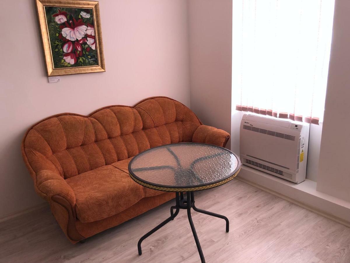 Guest Rooms Opera Plovdiv Ngoại thất bức ảnh
