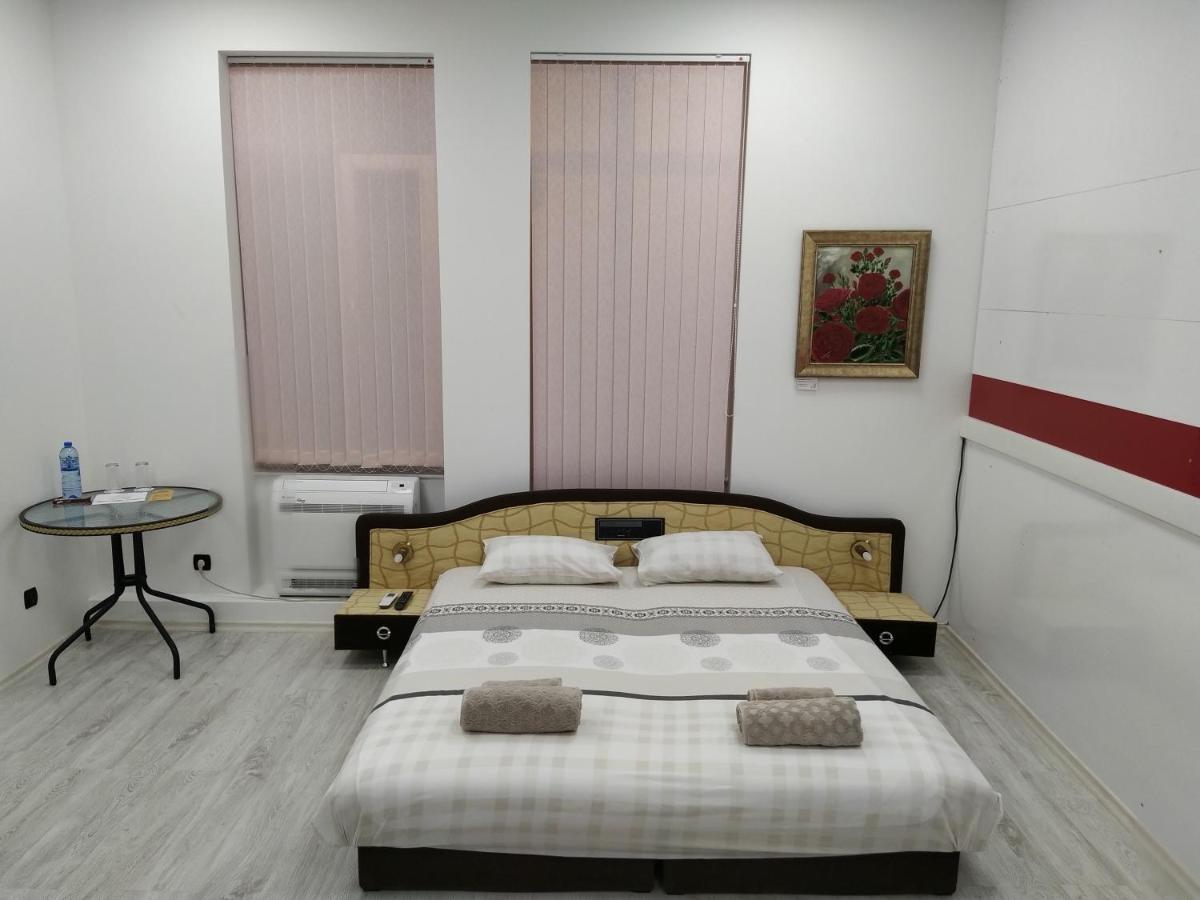 Guest Rooms Opera Plovdiv Ngoại thất bức ảnh